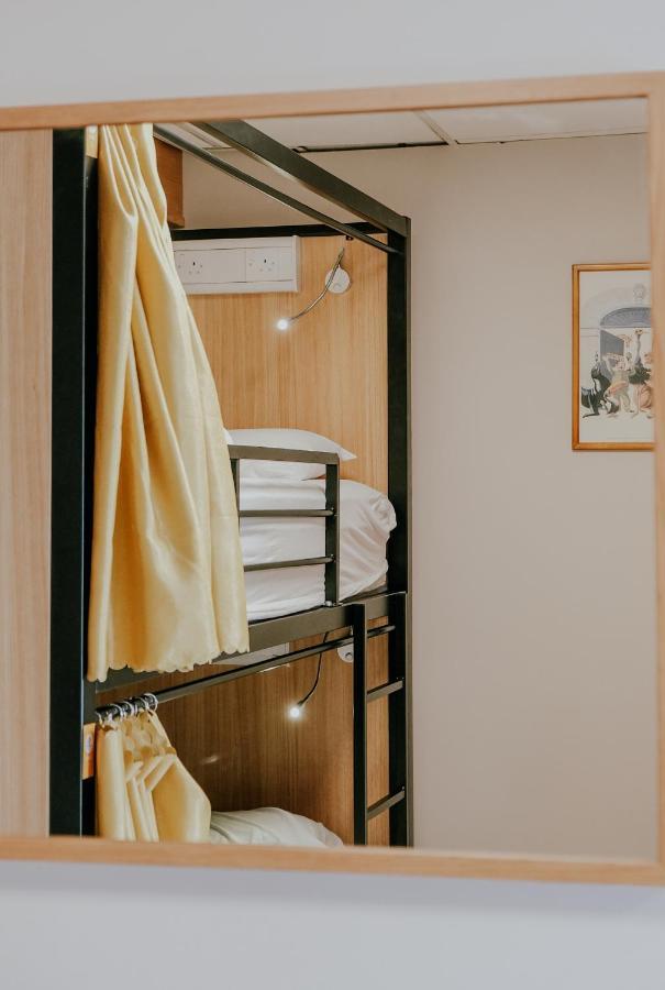 Standard Twin Room with Shared Bathroom